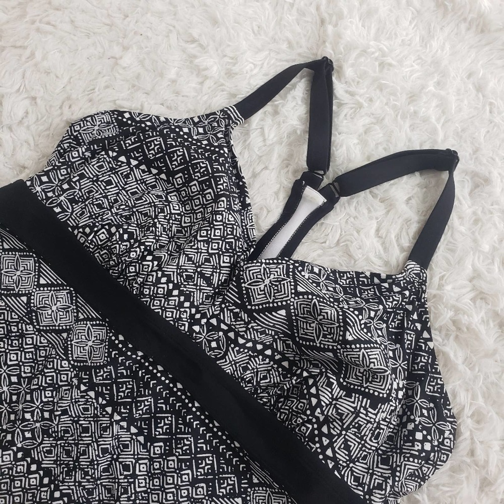 Kona Sol black Aztec and Geometric Swimsuit top - Picture 3 of 8
